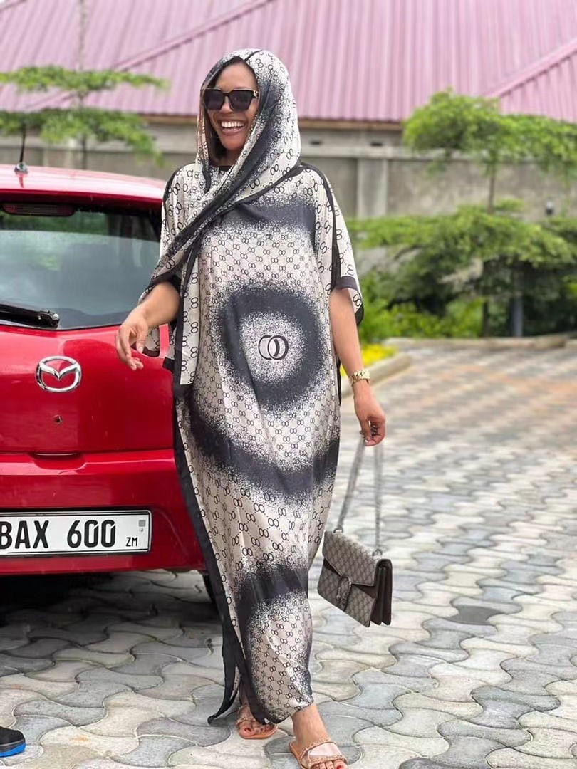 Miniatura: 2023 New Style Fashion Oversize African Women Clothing Dubai Dashiki Abaya Free