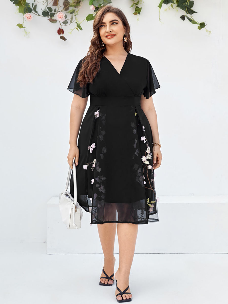 サムネイル： Plus Size Summer Casual Dresses Woman 2022 Short Sleeve Embroidery Floral Chiff