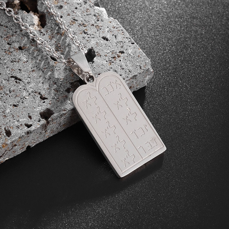 תמונה ממוזערת: High Quality Stainless Steel Pendant Necklace Allah Quran Square Pendant Neckla