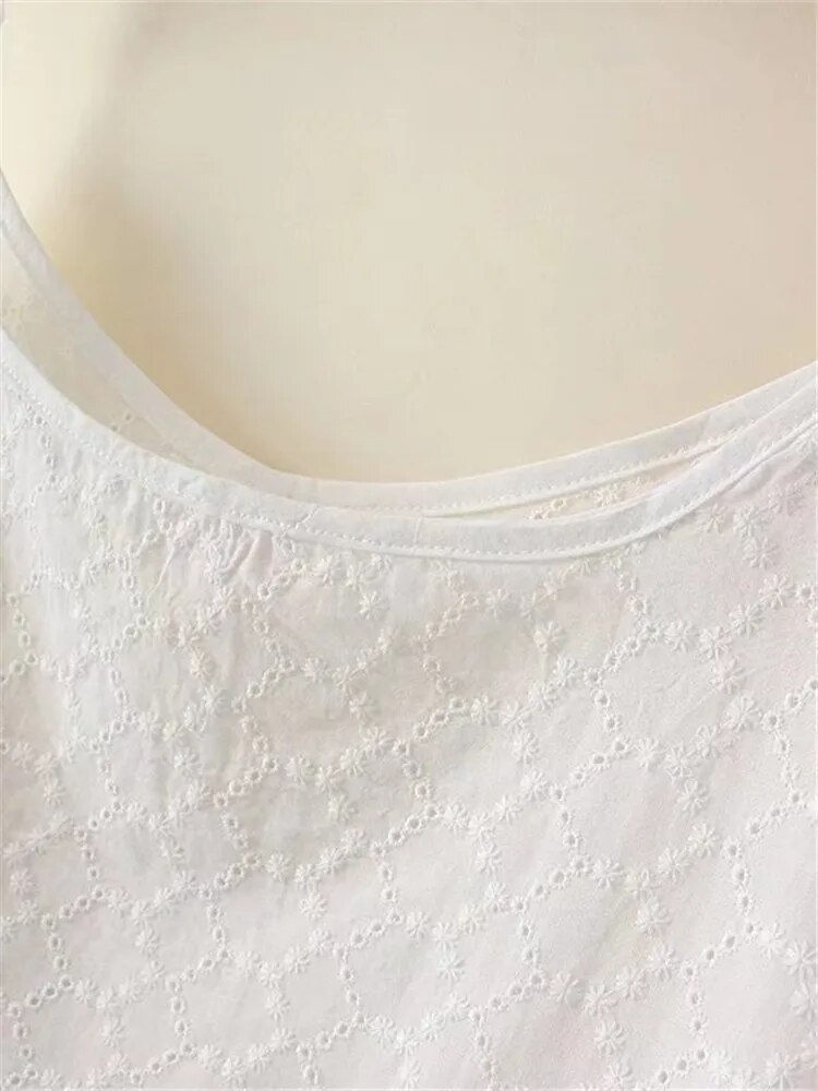 Miniaturbild: Plus Size Women's Clothing Summer Camisole Cotton With Embroidered Floral Motif