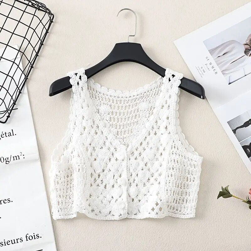Thumbnail: OUMEA Women Summer Cotton Crochet Retro Cropped Knitted Cardigans Daisy Floral