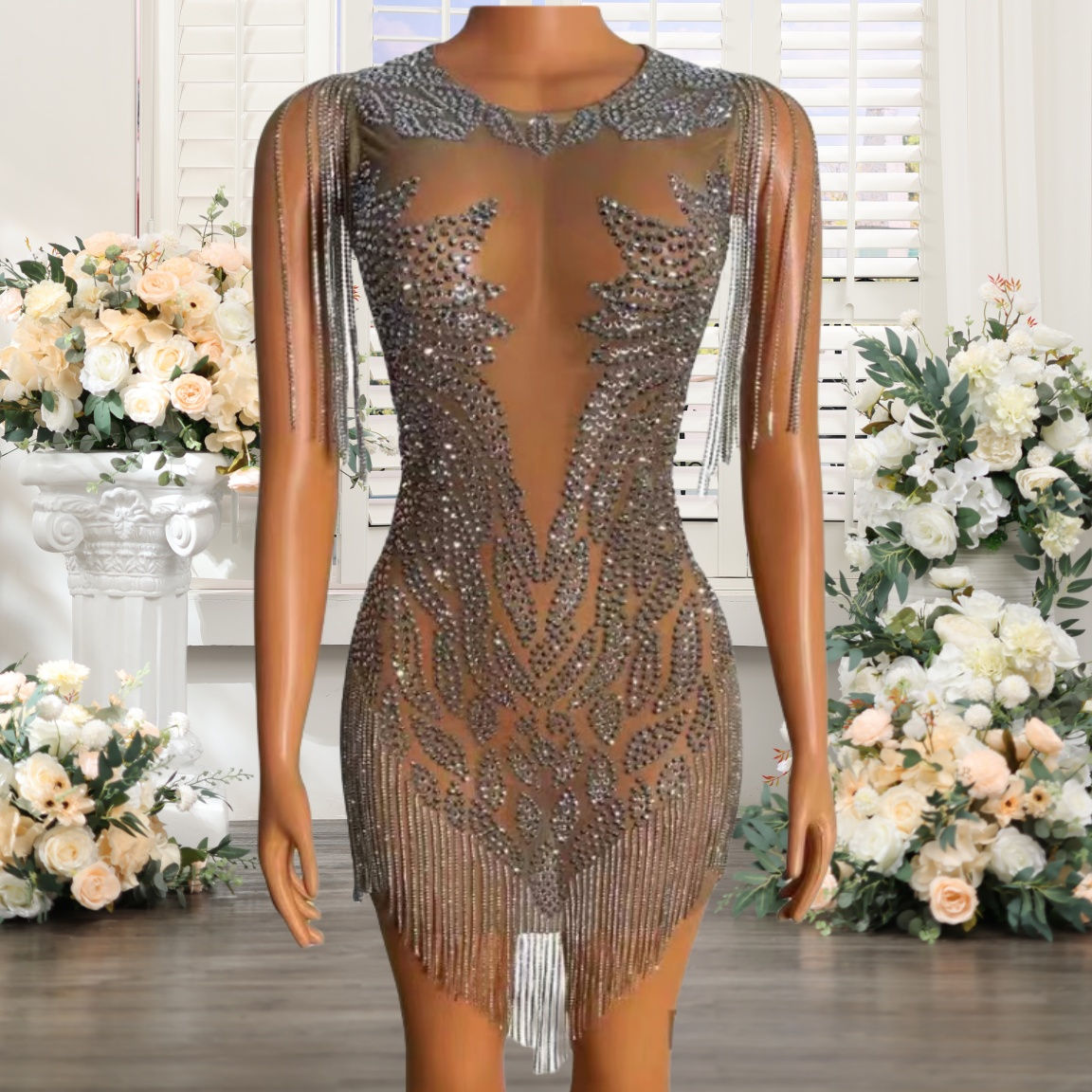 Sparkly Crytal Beaded Homecoming Dresses for Girls 2025 Crew Neckline Illusion 