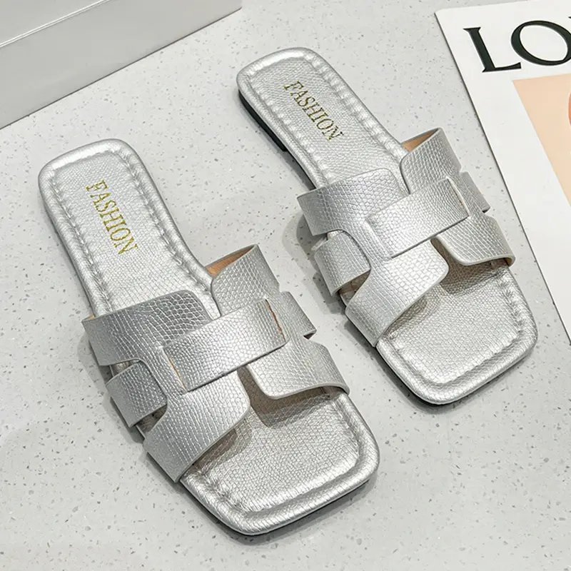 Thumbnail: Luxury Summer Slippers Women Flat Outdoor Trend Beach Sandals Female Flip Flops