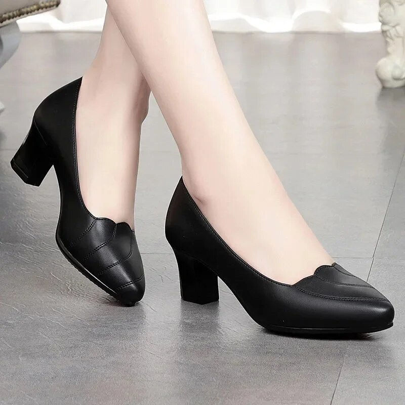 Thumbnail: Cresfimix Women Classic Black Pu Leather Office Square Heel Pumps Zapatos De Mu