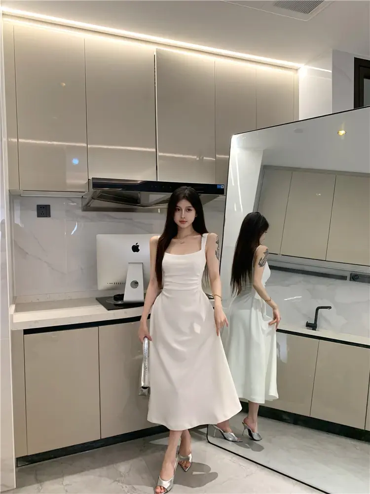 Miniatura: Summer Selected Black and White Strap Dress Slim Fit Waist-Tied Long Dress Show