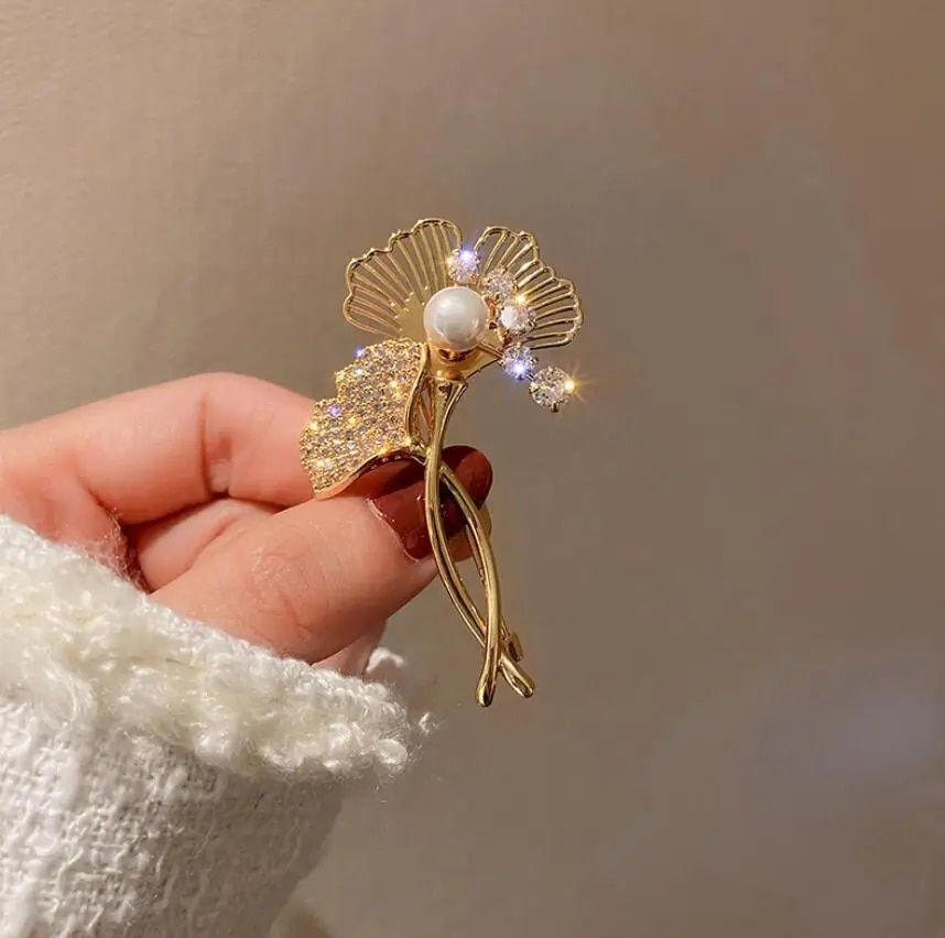 Thumbnail: Fashion Pearl Maple Leaf Rhinestone Brooches For Women Elegant Metal Fixed Clot
