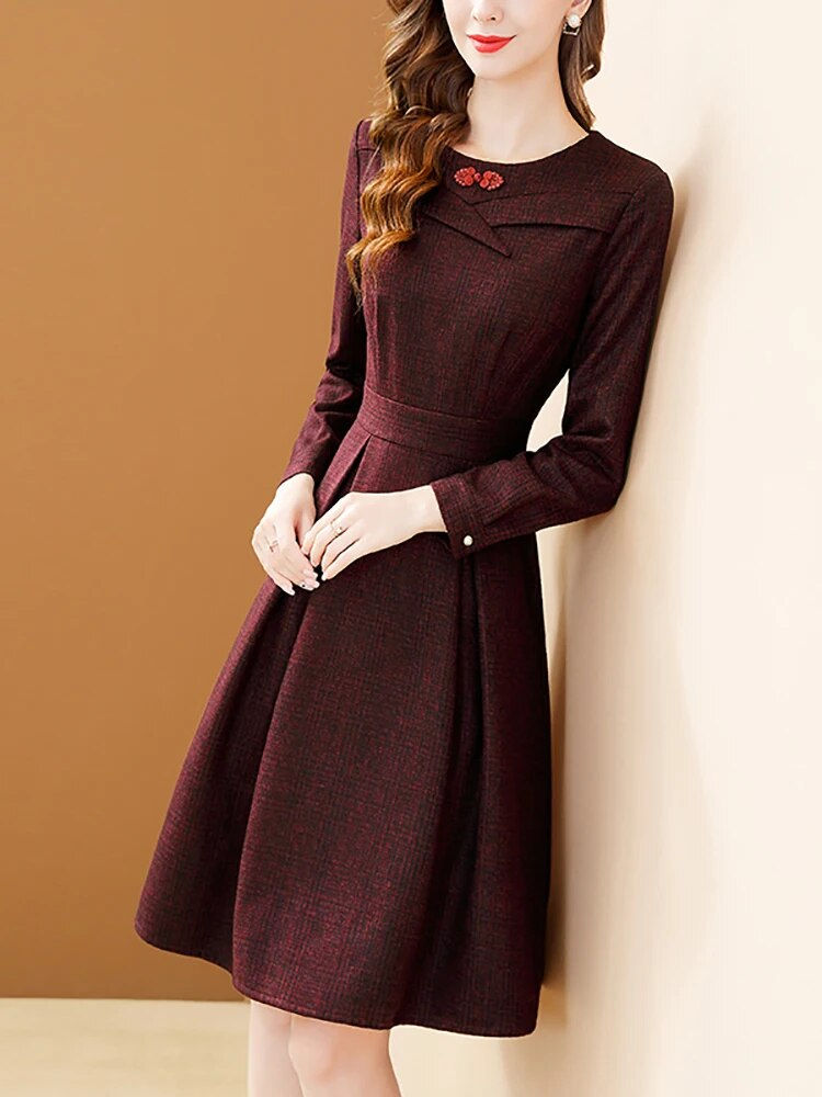 Miniatura: EVNISI Wine Woolen Elegant Dress Women  Autumn Winter Pleated O-neck A-line Lon