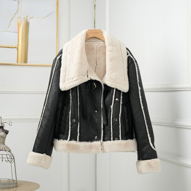 Thumbnail: 2024 New Winter Cashmere Thickened Loose Lamb Coat Female Fur One Fried Street