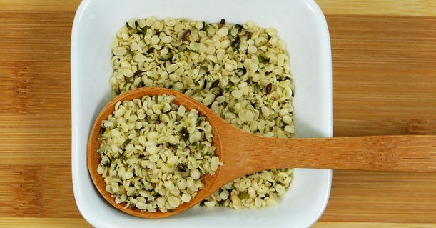 Dill-Hanfsamen-Pesto