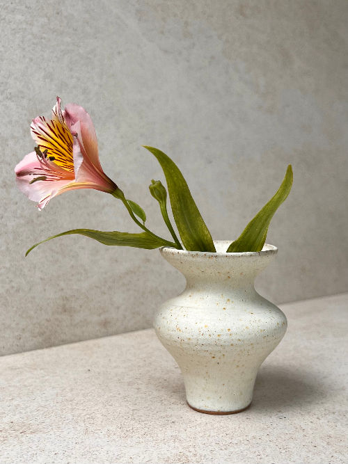 Thumbnail: Bud Vase by Mingyu Du Ceramics