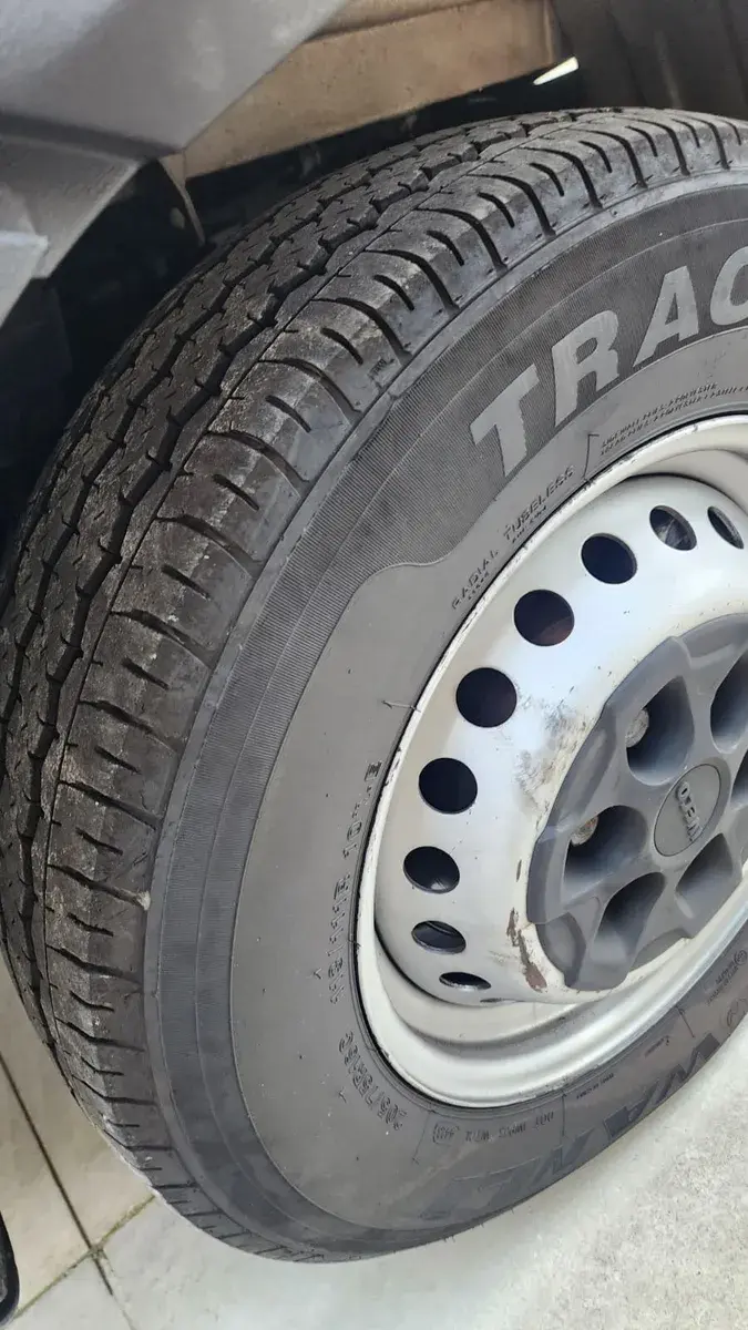 Miniatura: Iveco Daily City 30s13 Bau Aluminio 3,90m Com Maleiro