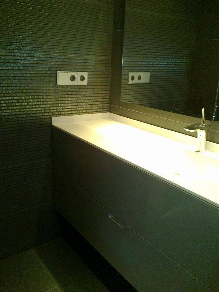 Lavabo de resina.