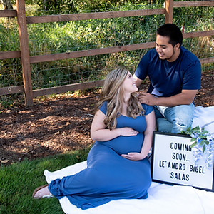 Maternity Session - Caitlin & Bigel