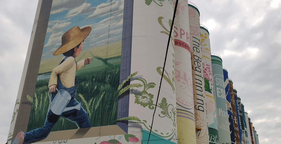 projection mapping
multi-projection system
edge blending
dome theater design
immersive video system
media facade
large-scale projection
visual simulation
projection calibration
show control system
immersive exhibition
360° projection
spatial design with projection
interactive media installation
dome visualization
프로젝션 맵핑
멀티 프로젝션 시스템
엣지 블렌딩
돔 영상관 설계
몰입형 영상 시스템
미디어 파사드
대형 프로젝션 설치
실감형 미디어
영상제어 시스템
공간 연출 기술
프로젝션 시뮬레이션
인터랙티브 전시
프로젝터 캘리브레이션
360도 영상 시스템
XR / VR 전시 설계