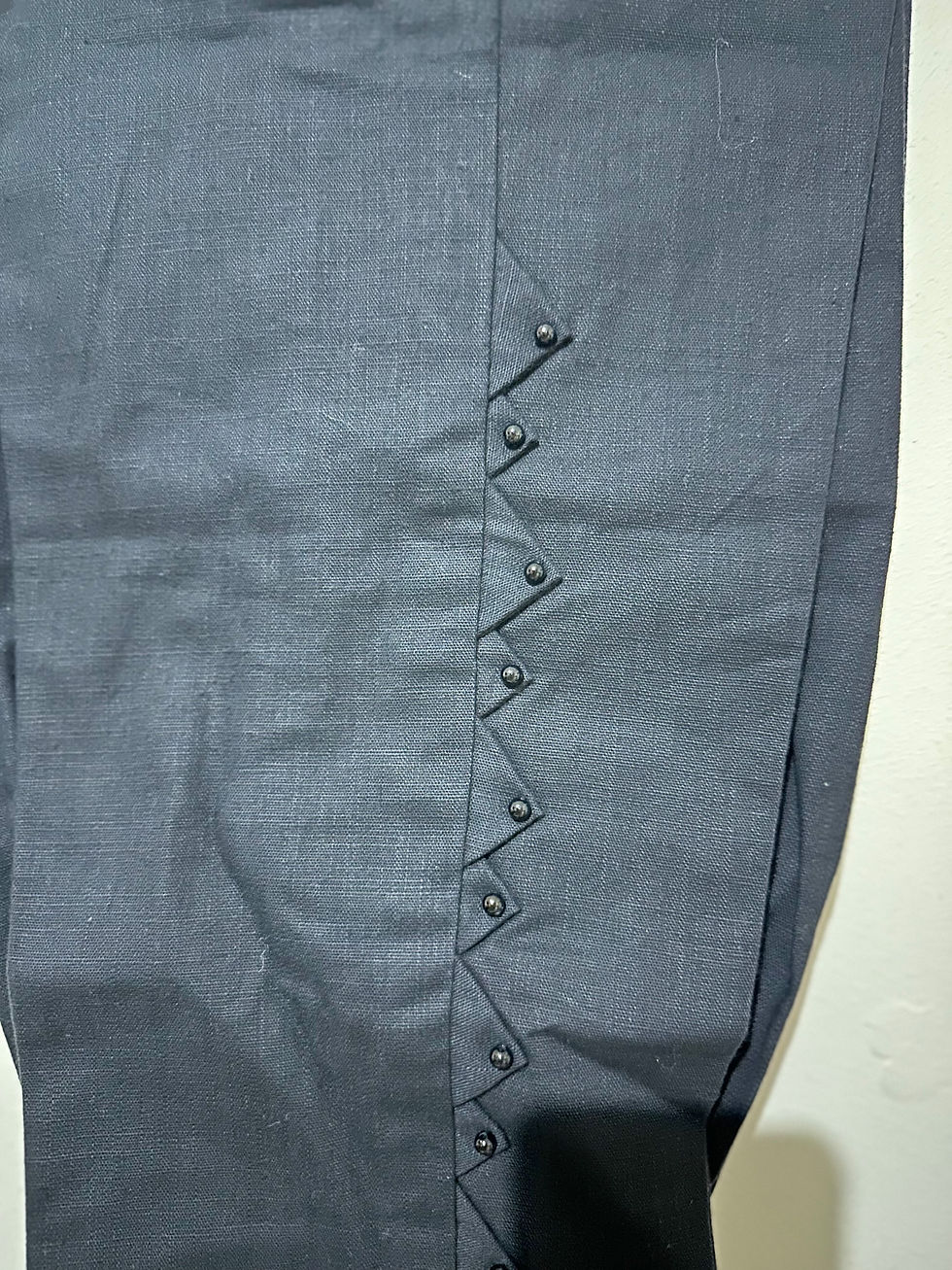 Thumbnail: cross khaddar trouser