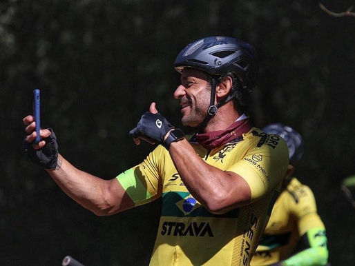 Tour Fred: o atacante retorna ao Fluminense percorrendo 600km de bicicleta em um desafio solidário