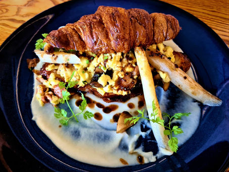 “Support Local” – Brewerkz Brunch Singapore