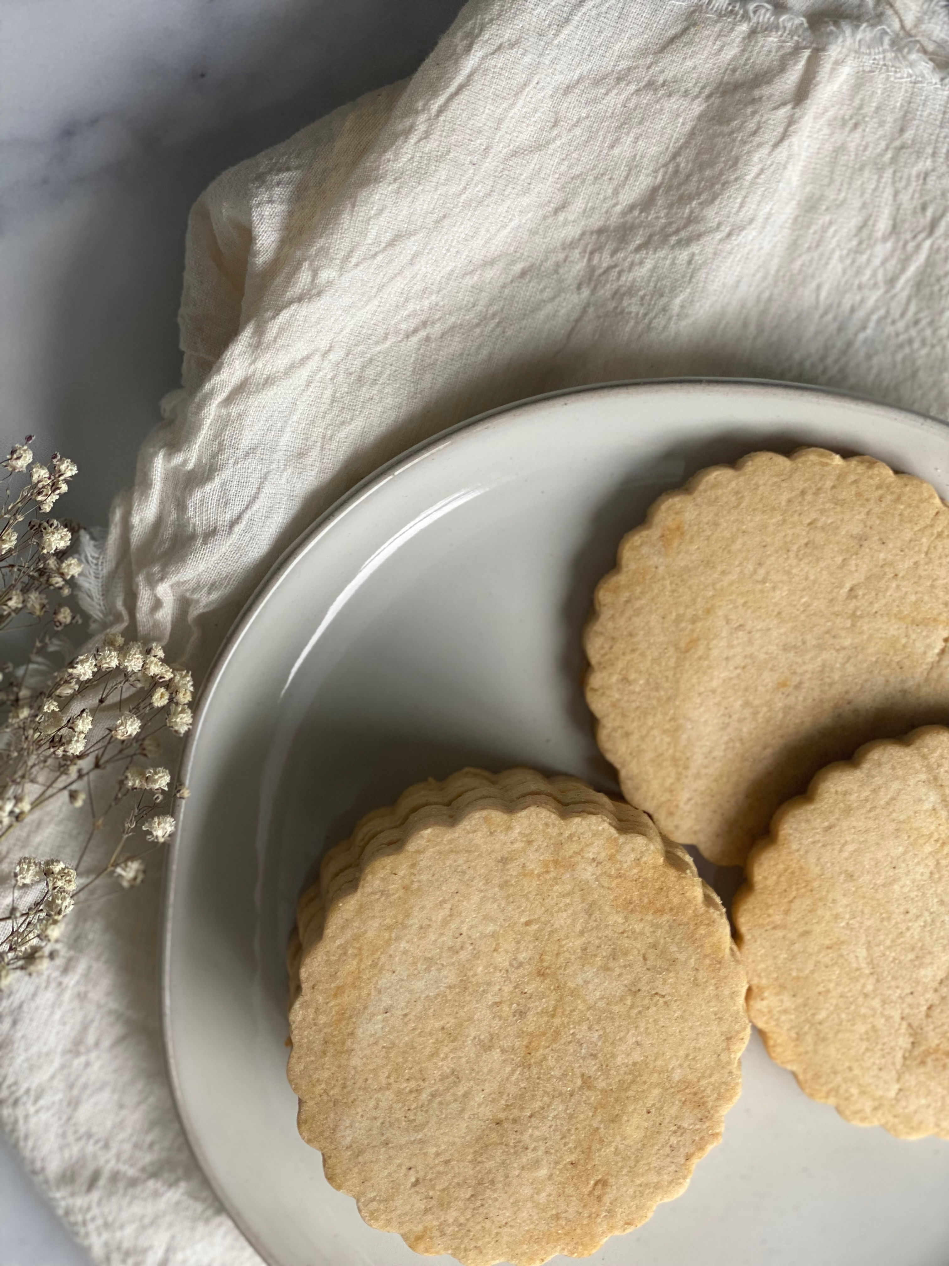 Ginger Molasses Sugar Cookie Recipe