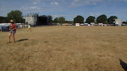 Cropredy before opening (7).JPG