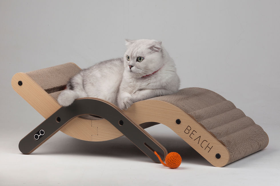 Beach Chair Cat Scratching Bed – modern wave-shaped cat scratcher and lounge made from eco-friendly MDF and thick corrugated