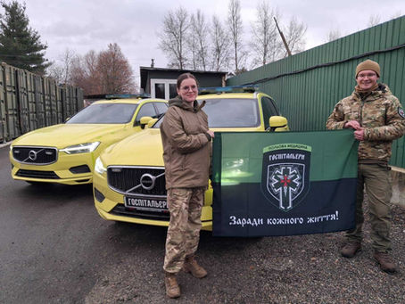 Two 4x4 ambulances delivered to Hospitallers!