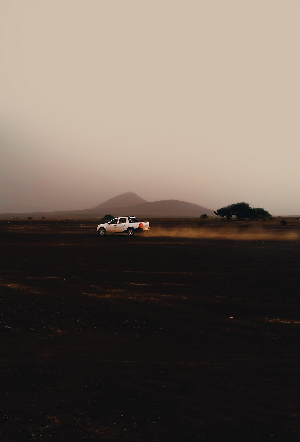 Car cruising through the Desert Rally