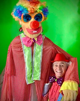 Dev Kukla ve Sunucu kopyası.jpg