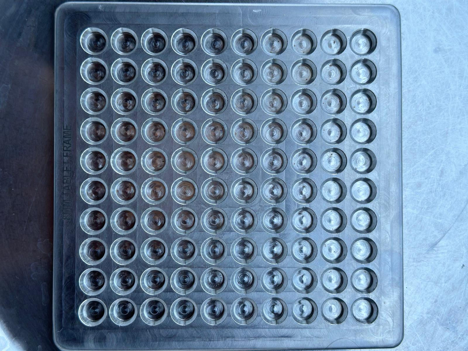 Inspection tray / laser drilling frame / multiple use