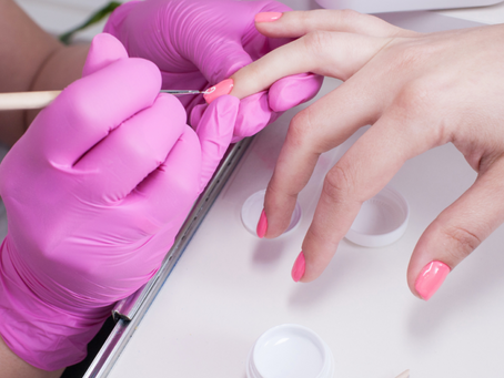 Benefits and Drawbacks of Hema Free Builder Gel