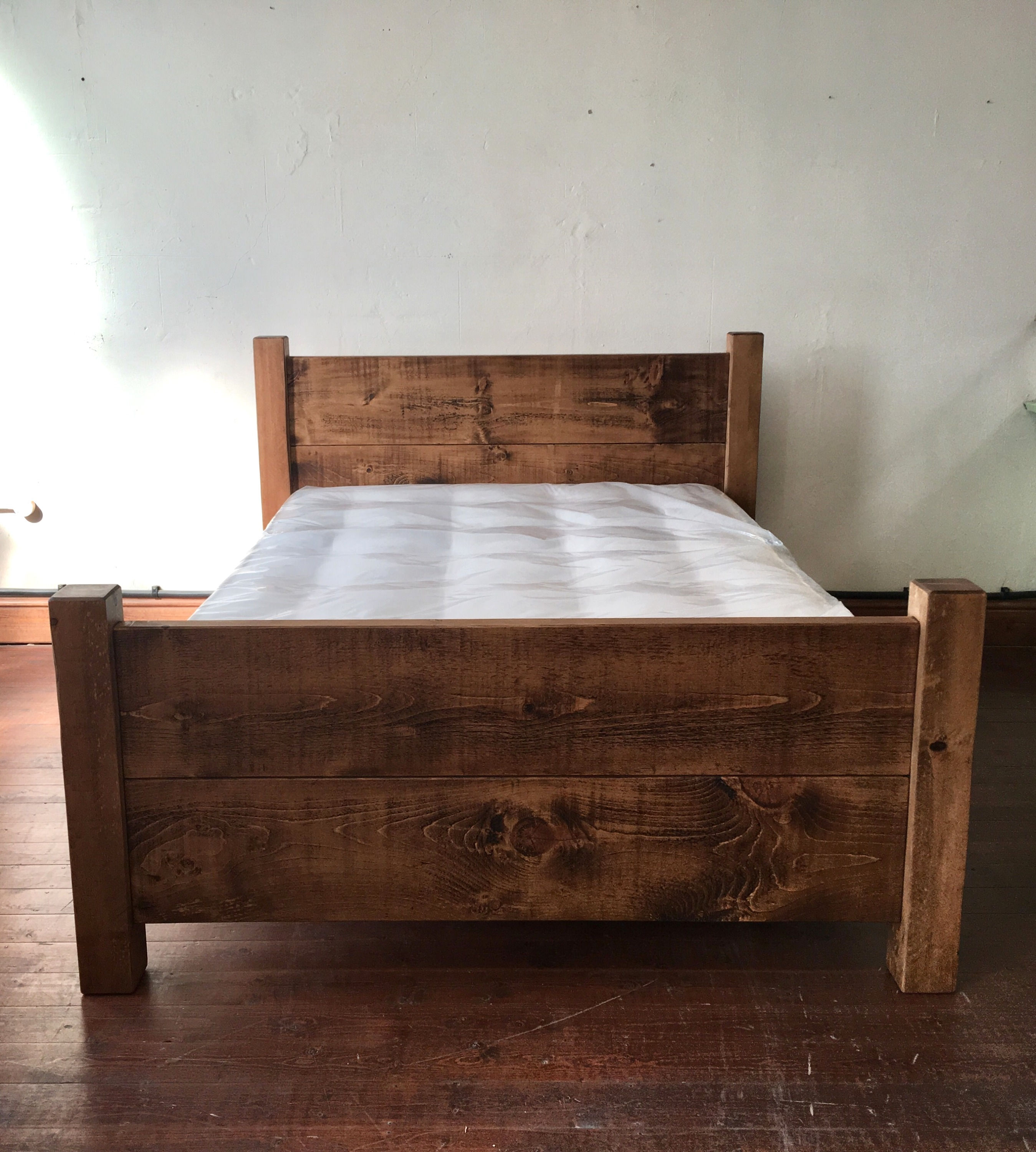 Classic Plank Original High End Bed