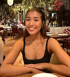 Nhi le profile pic_edited.jpg