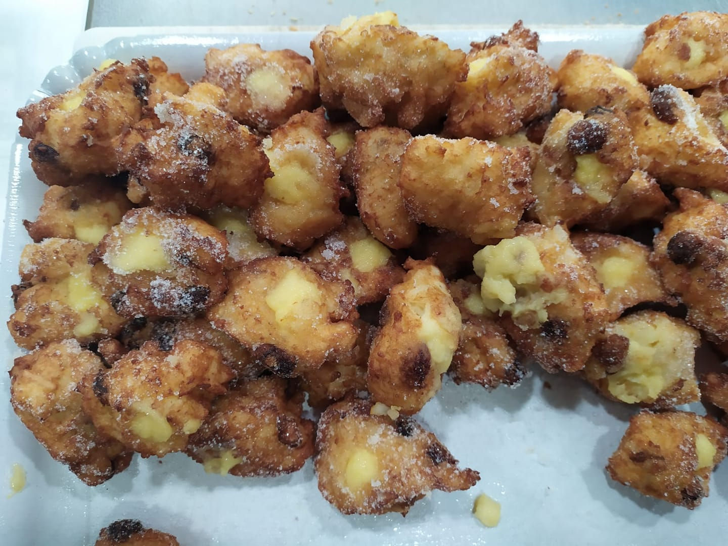 FRITTELLINE DI RISO CON CREMA PASTICCERA