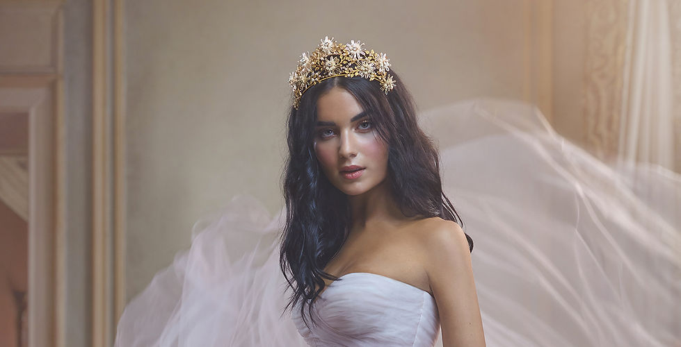 bride wearing Jonida Ripani Accessories