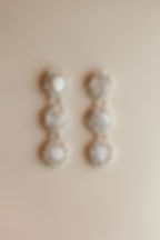 Orecchini sposa Brera Triple Pearl Drop Earrings