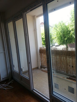 Pose de fenêtres PVC-double vitrage