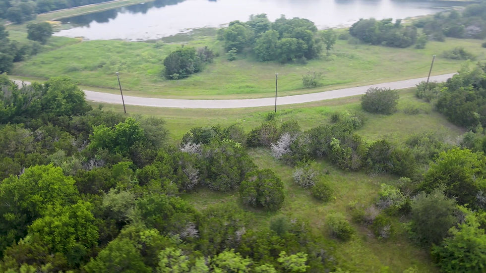 Thumbnail: 4112 Whitecrest Drive .33 Acres