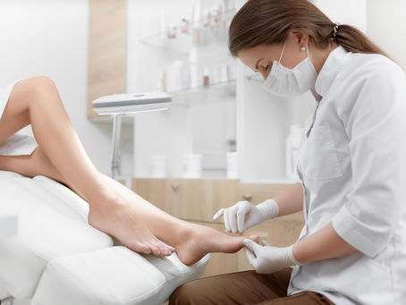 Fernstudium Diplom Kosmetik und Fußpflege Perfektionslehrgang - Variante 2