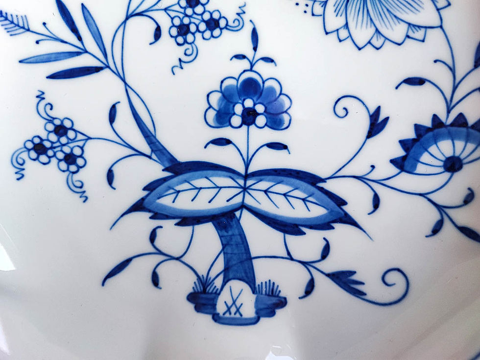 Miniaturbild: Meissen – Grosse Blattschale, Zwiebelmuster