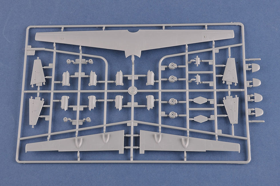 Miniatura: 83905	Hobby Boss: Chinese GX-6 in 1:144