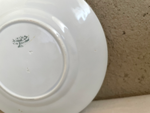 クレイユ モントロー レリーフ平皿 N-880/フランスアンティーク