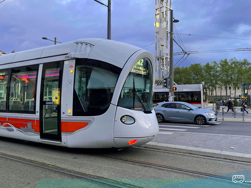 Tramway : la rame rénovée de retour