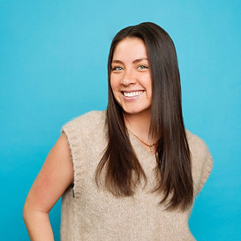 risa wadhams headshot
