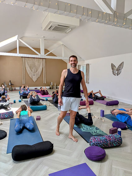 Matt teaching workshop.jpg