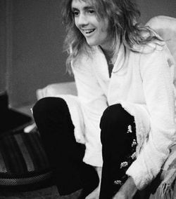 Queen - Rainbow (16)