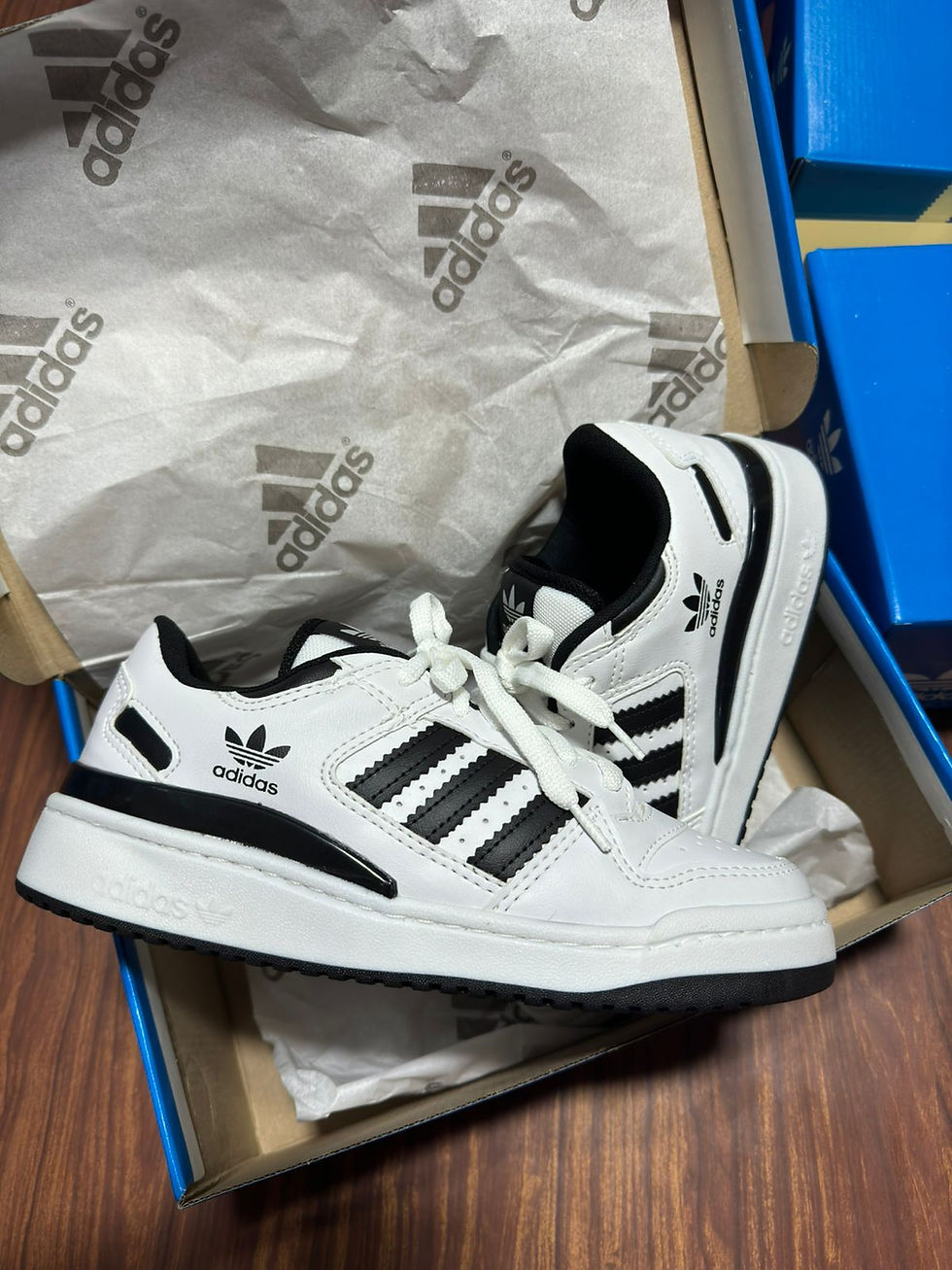 Miniatura: Tênis fórum low branco/preto 