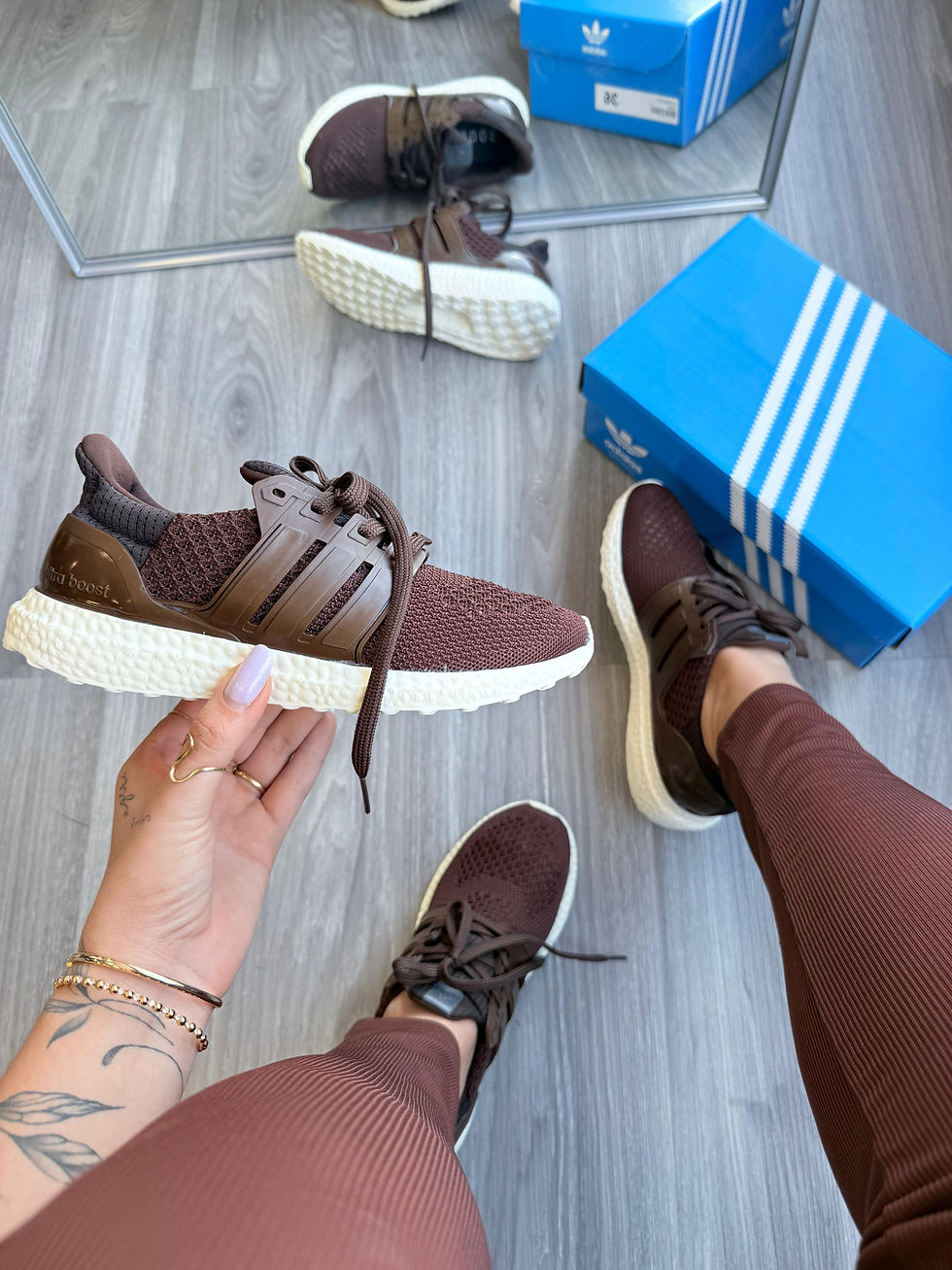 Thumbnail: Tênis ultra boost marron 