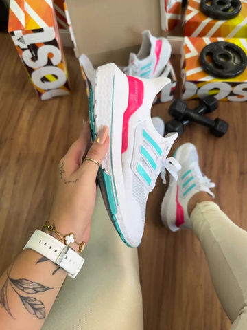 Miniatura: Tênis  Ultraboost Colors