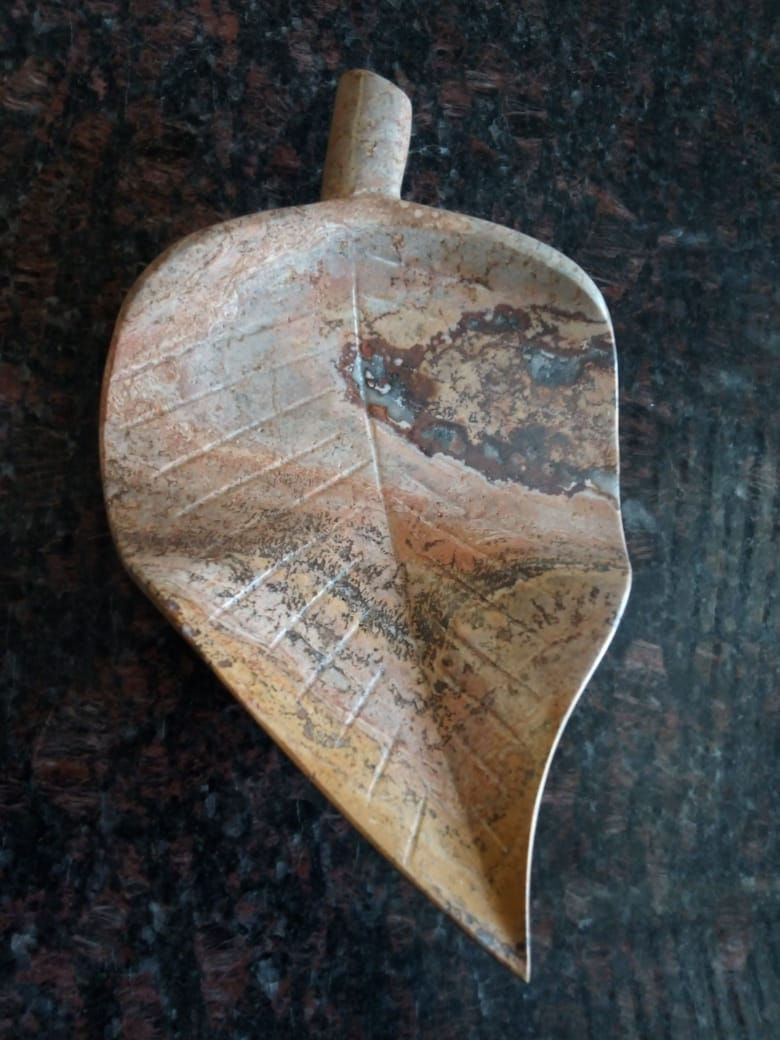 Miniatura: Hojas de Mármol