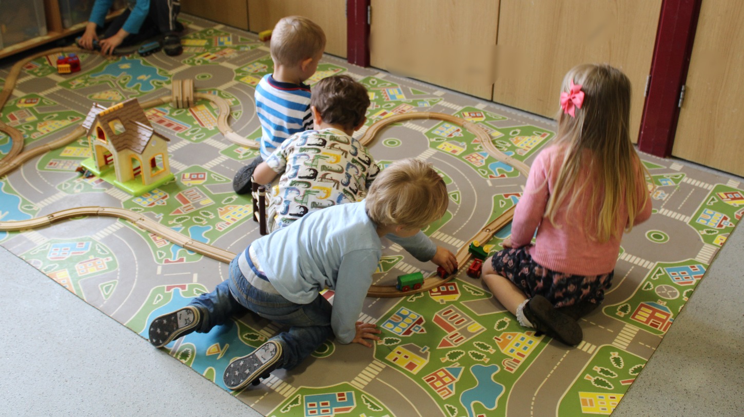 jigsaw preschool crewkerne childcare holidaycare