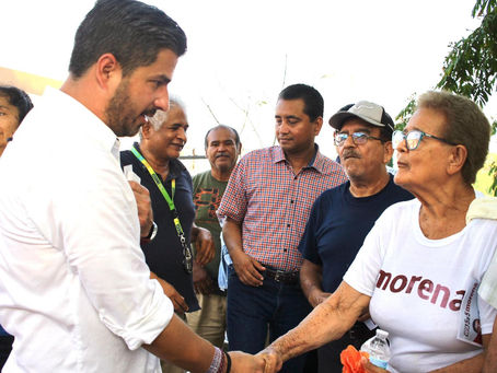 RECIBE DANIEL CORTINA CÁLIDA BIENVENIDA DE CIUDADANOS Y COMERCIANTES